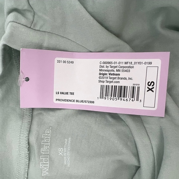 NWT Wild Fable Blue Long Sleeve Cropped Boxy T-Shirt Size X- Small Women's - Picture 4 of 8